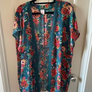 Xhiliration floral swimsuit cover up, kimono
